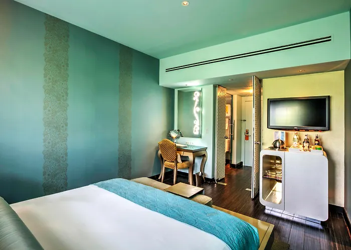 Cheap Hotels in Miami Beach