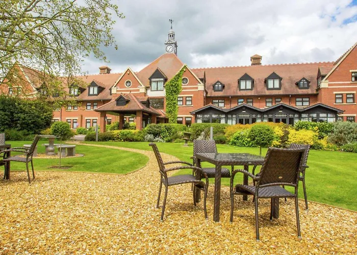 Discover the Top Hotels in Stratford-upon-Avon Centre for a Memorable Stay