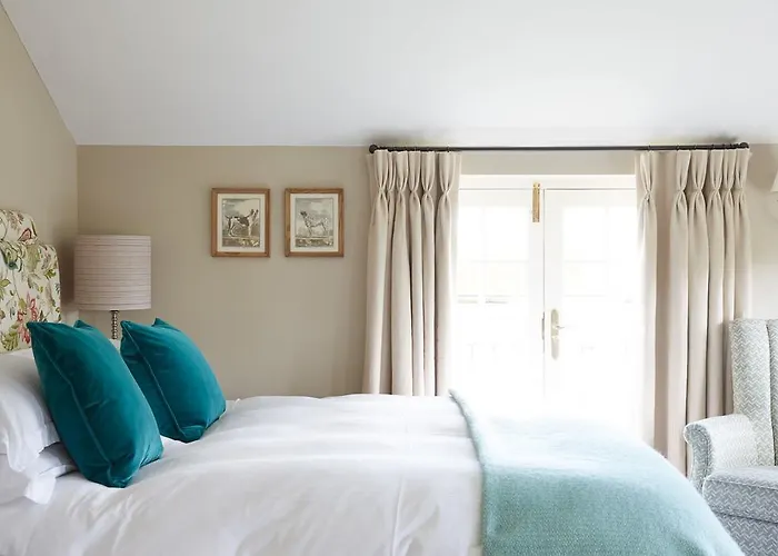 Top Accommodations in Charming Hungerford