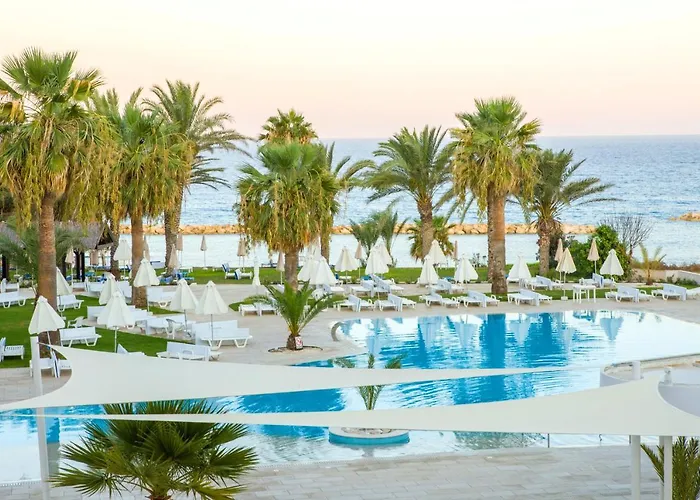 Luxurious 5 Star All Inclusive Hotels in Paphos, Cyprus